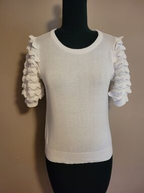 Lilly Pulitzer White Short Sleeve Knit Top with Ruffled Crochet Sleeves